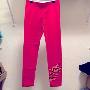 Girls Nike stretch pants NwoT size M